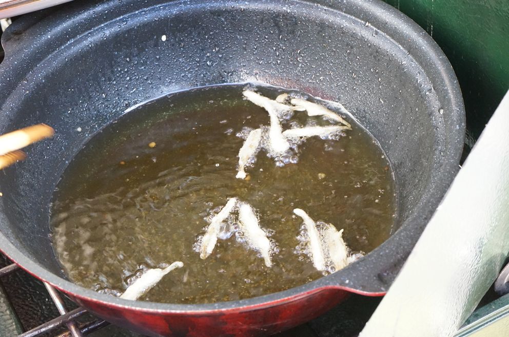 週末限定 わかさぎの天ぷらサービス